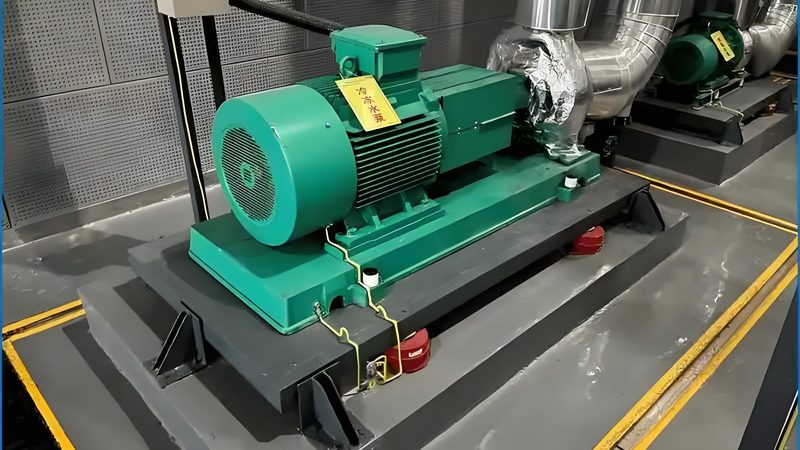 玻璃钢户外开关成套设备：揭秘其关键特性与选型要点